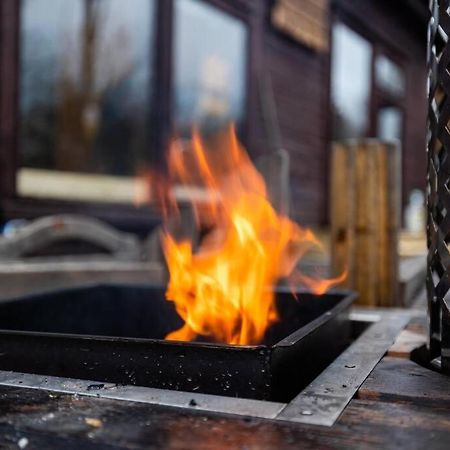 The Woodland Lodge - Wood Fired Hot Tub And Firepit Hambleton Exterior foto